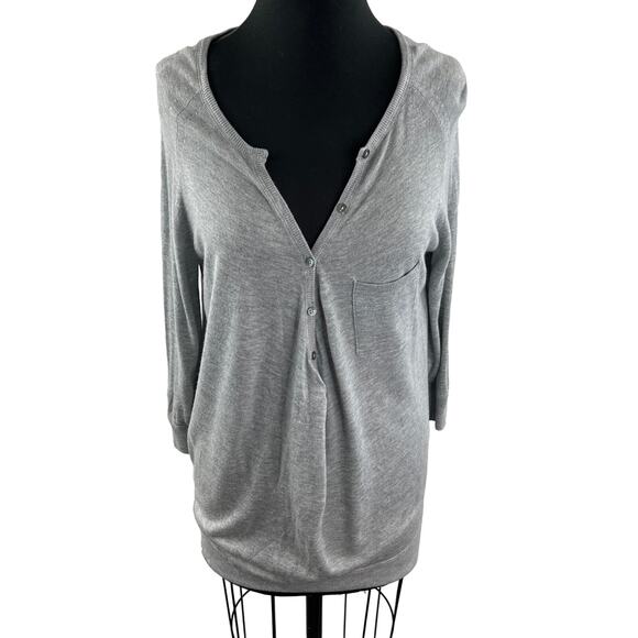 VINCE Gray Cashmere Blend Partial Button-Down 3/4 Sleeve Pullover Sweater Sz M - Picture 2 of 9